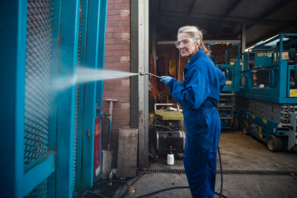 Best Building Exterior Pressure Washing in Vista, CA